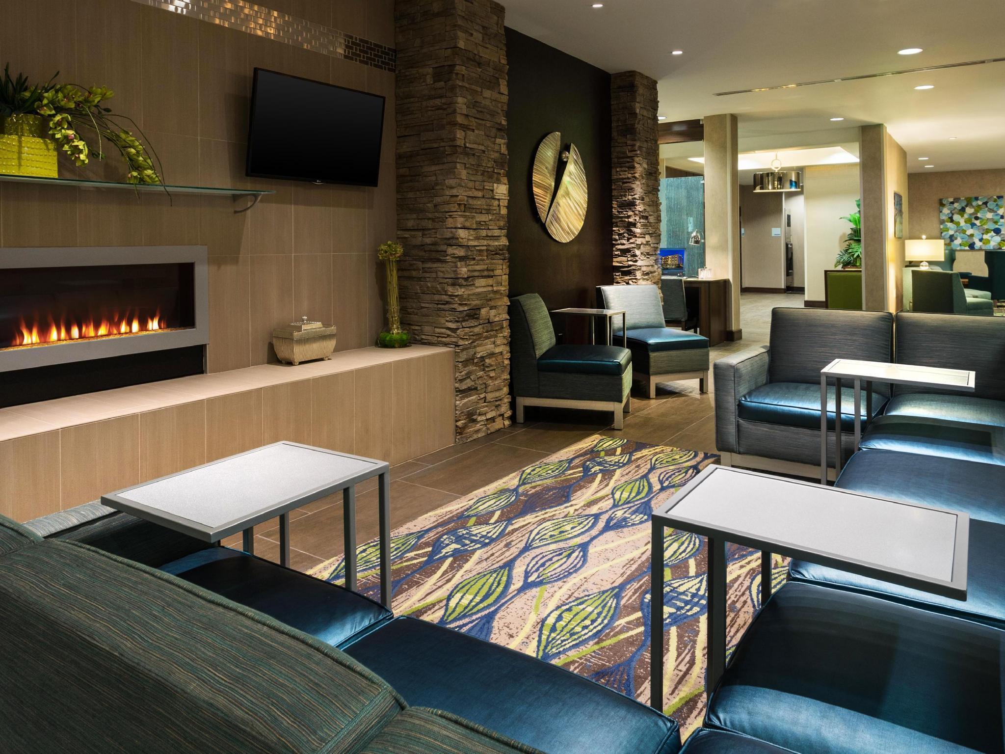 Holiday Inn Express & Suites Midland South I-20 By Ihg Buitenkant foto