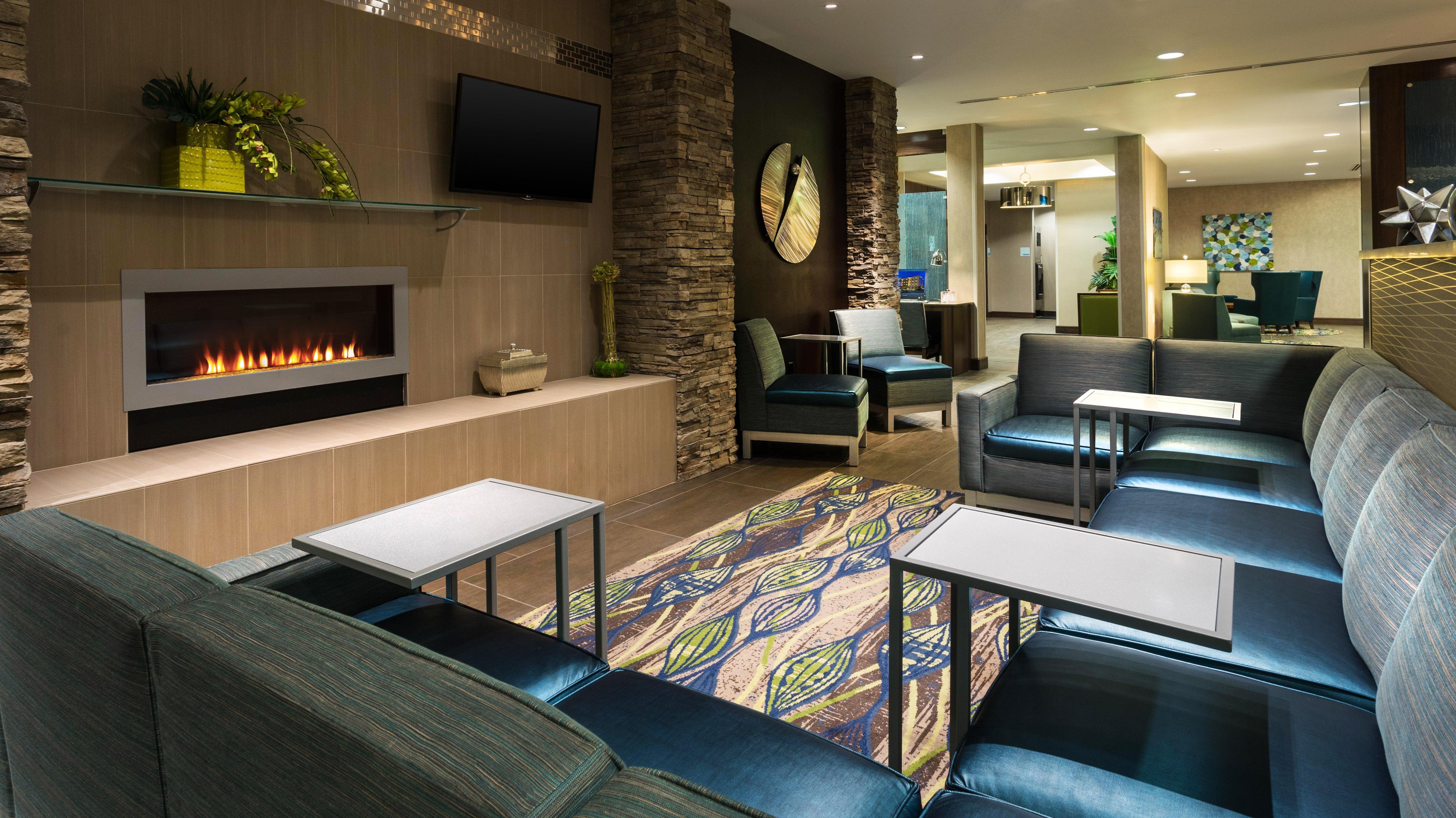 Holiday Inn Express & Suites Midland South I-20 By Ihg Buitenkant foto