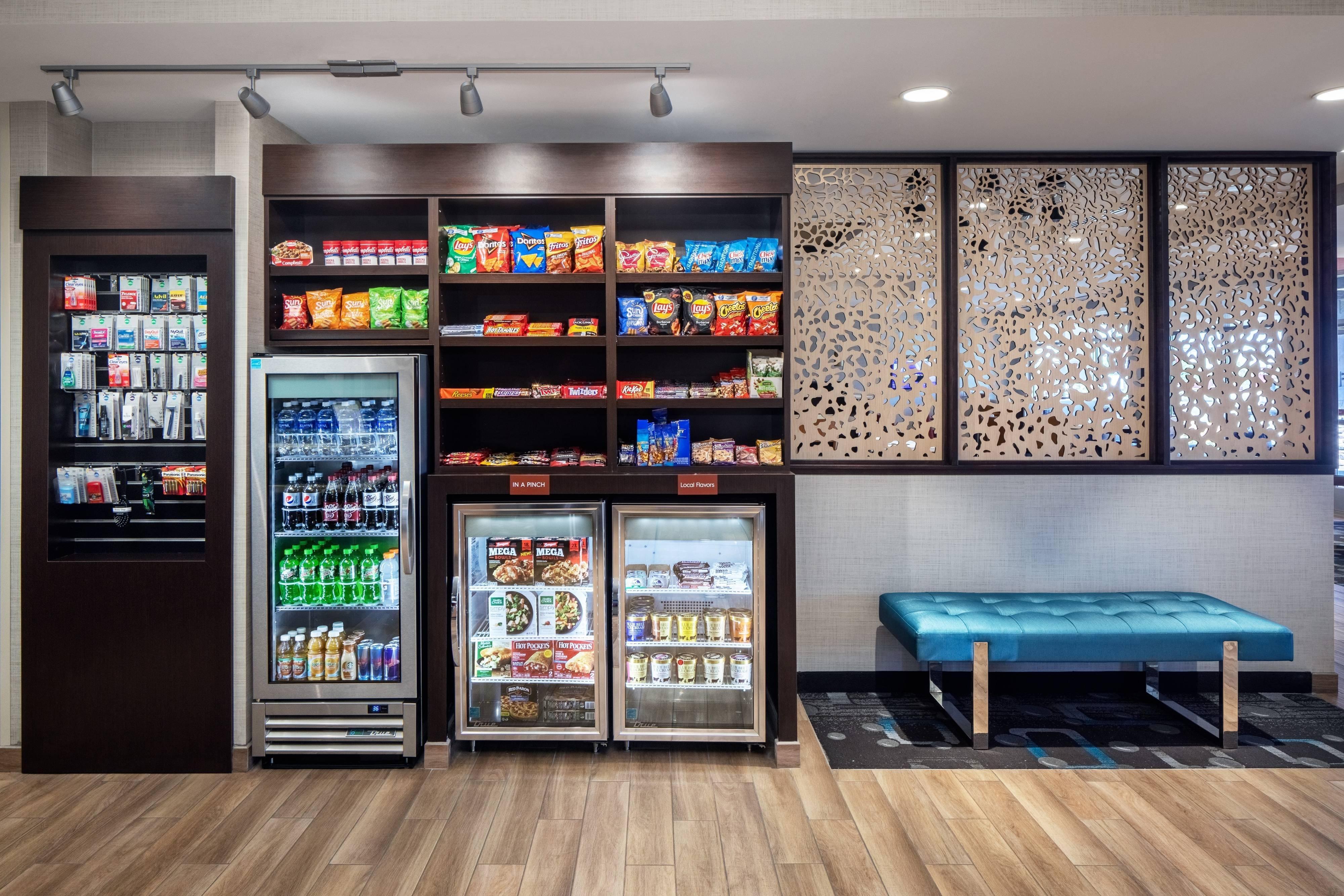 Holiday Inn Express & Suites Midland South I-20 By Ihg Buitenkant foto