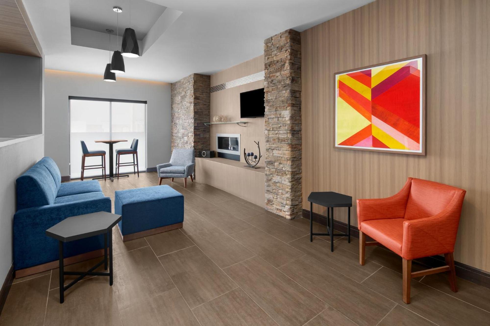 Holiday Inn Express & Suites Midland South I-20 By Ihg Buitenkant foto